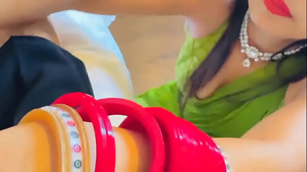 देसी हाॅट सेक्सी रसिली बहु कि ससुर के साथ चुदाई