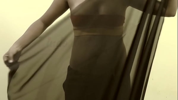 Low waist saree d | Low waist saree wearing | Happy New Year To Everyone