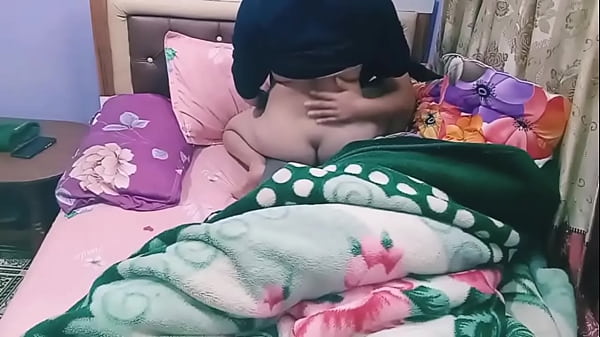 Pati ke dost ne choda mujhe akele mai