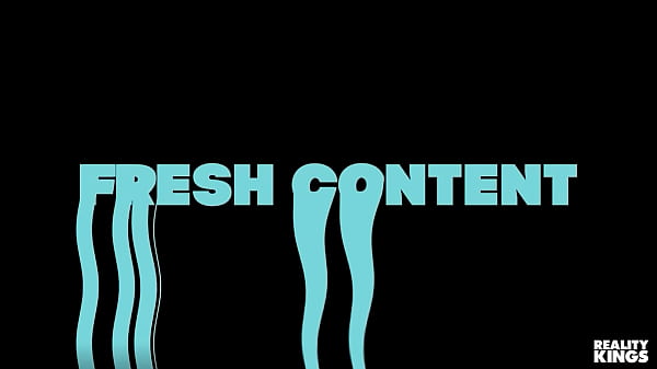 REALITY KINGS – Candy Alexa & Stacy Bloom Suggest A Round Of Strip Poker Which Quickly Escalates Into A 3some