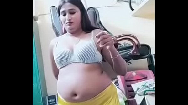 Swathi naidu sexy dress change and getting ready for shoot part -3
