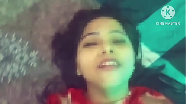 Very cute sexy Indian housewife and very cute sexy lady