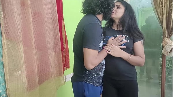 Chachi Ki Behen Ne Khola Apna Raz – Jab Akele Mein Mujhse Sambhali Nahi Gayi