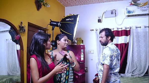 DESI STEP FATHER DIFFERENT TYPE HARDCORE FUCK WITH HER STEP DAUGHTER FULL MOVIE ( HINDI AUDIO )