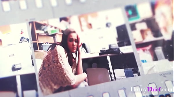 Two Saree Adorned Friends Caught Shoplifting Jewelry | HornyThief