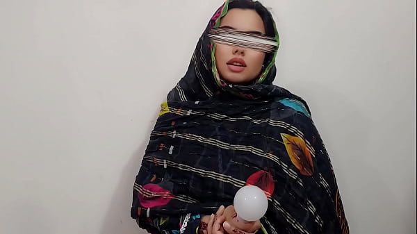 Indian Desi Neighbor Aunty Calling me Beta Fuck me -Hindi Audio