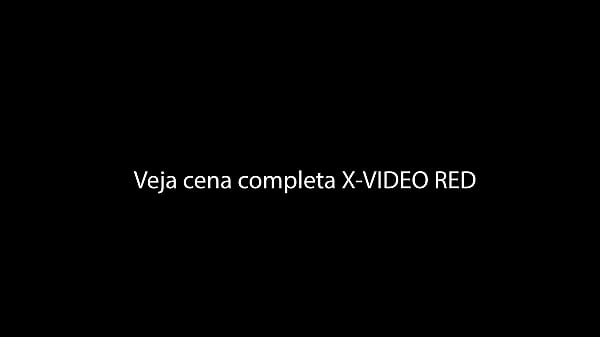 Casal faz sexo no sofá da sala do apartamento. Vizinhos esculta o barulho vão reclamar. Que saber o que acontecu depois ? Veja filme completo no x video red