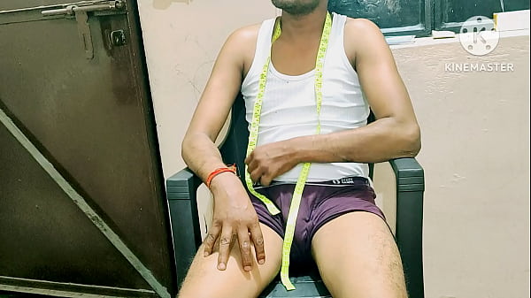 Desi bhabhi fuking telore in front