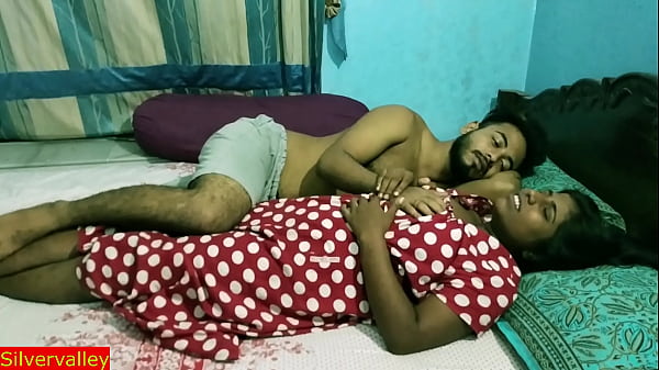 Amazing hot desi couple honeymoon sex!! Best sex video… She was feeling shy!!