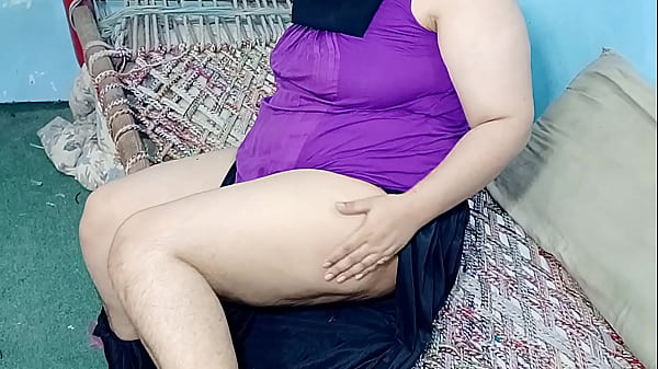 big boobs woman ran out of the house to get her lover’s cock but he tity fucked and fingered in her pussy